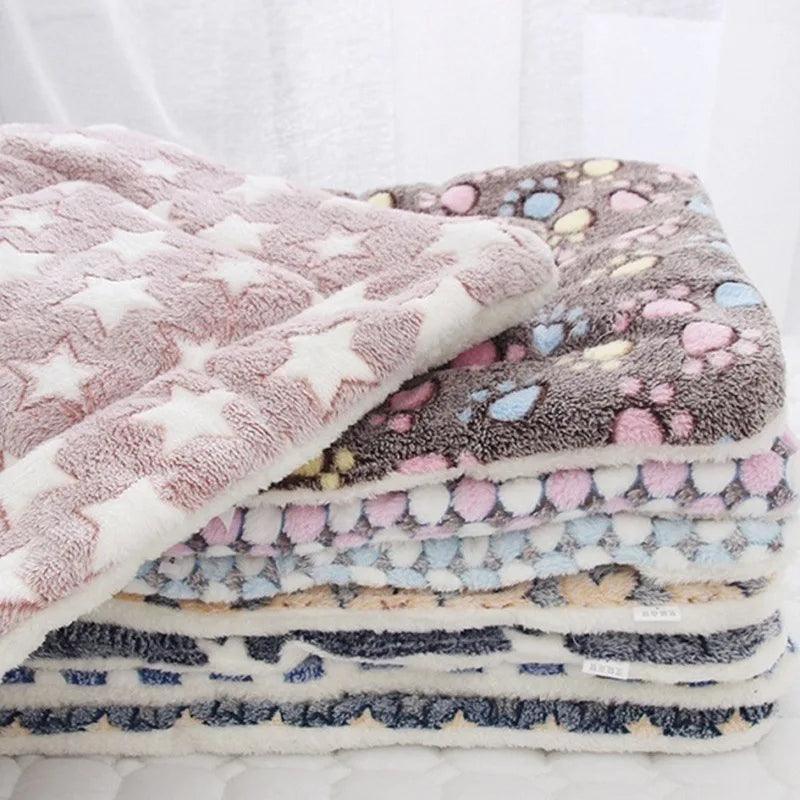 Soft Fleece Pet Sleeping Mat with Bear Pattern - MR. GIFT